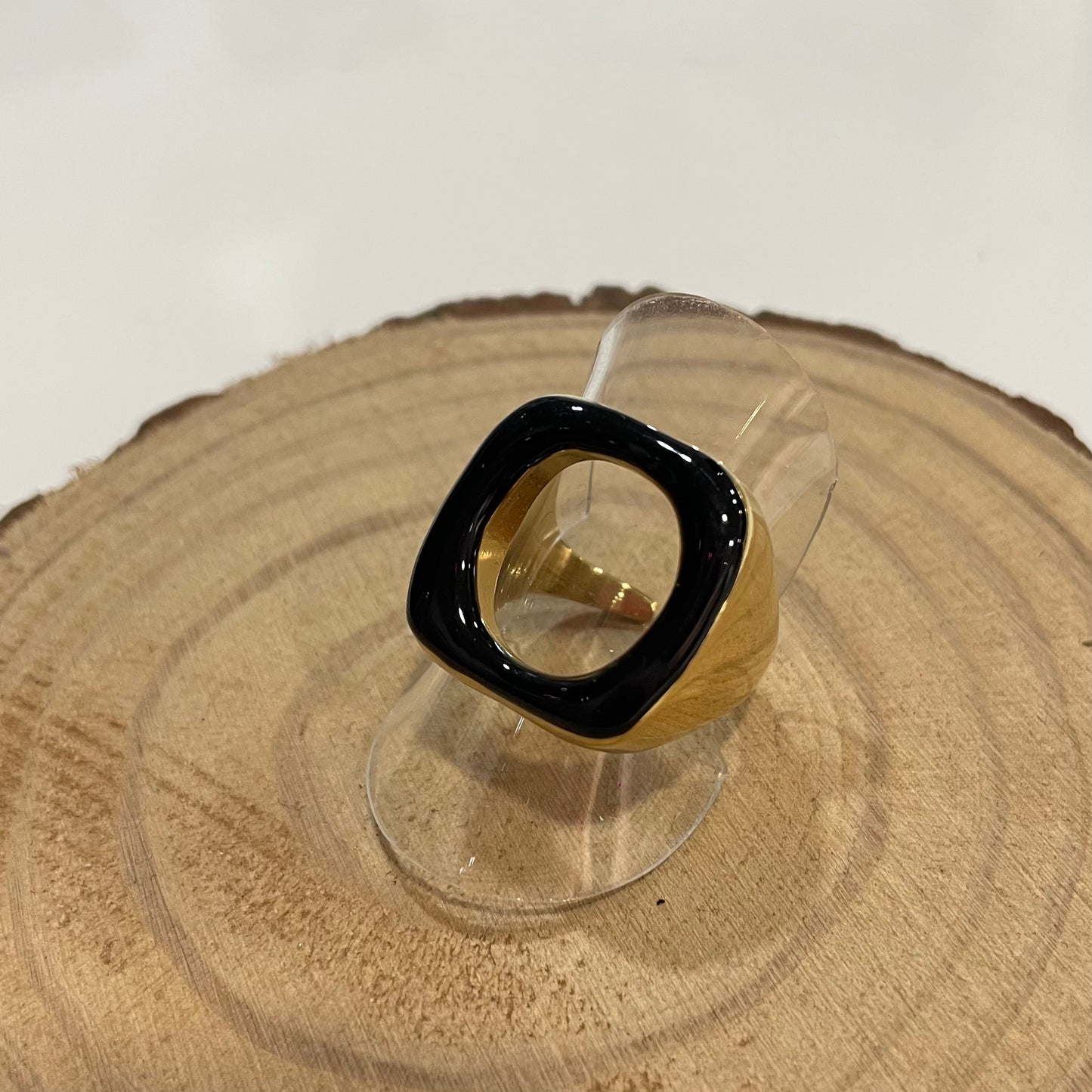 Anillo Negro Dorado