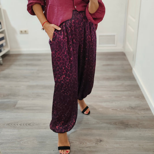Pantalones Abullonados Púrpuras