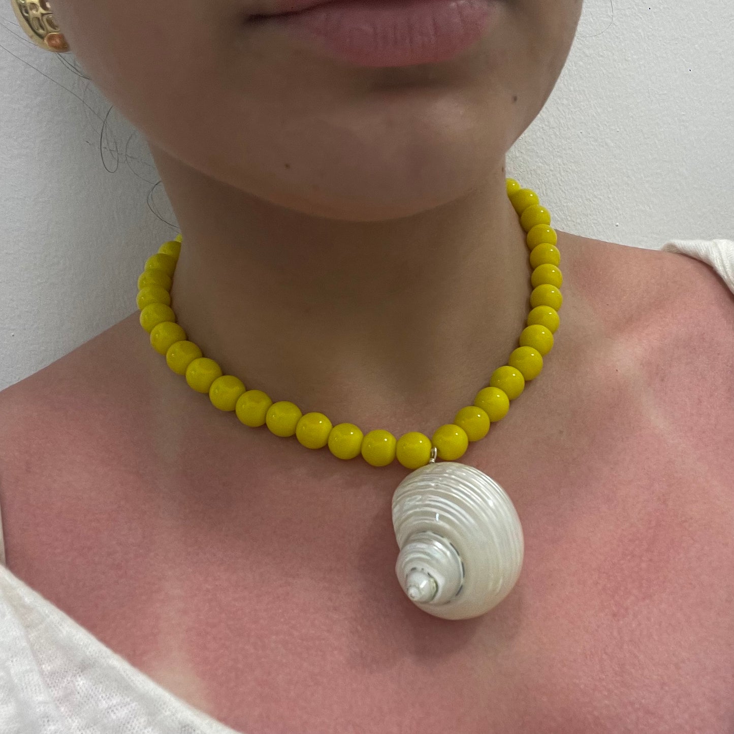 Collar Caracola Amarillo