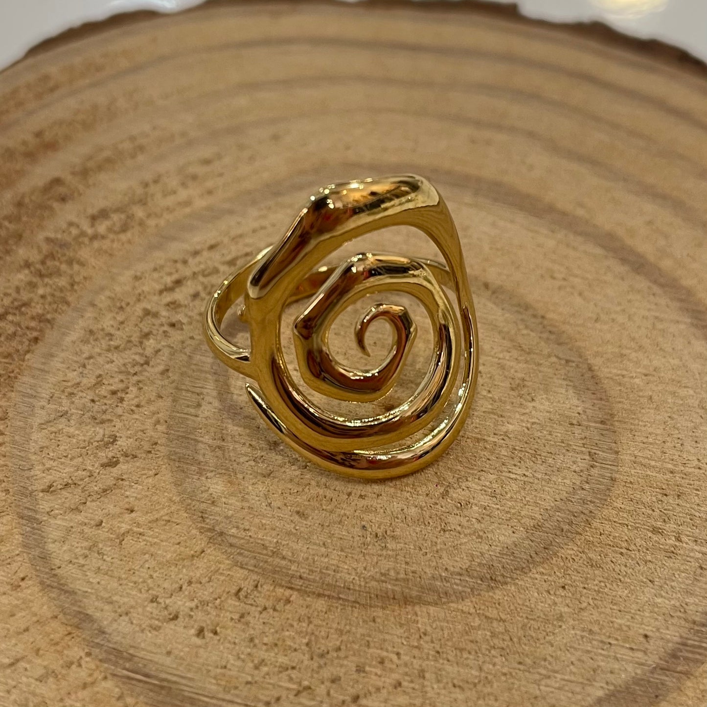 Anillo Espiral Dorado